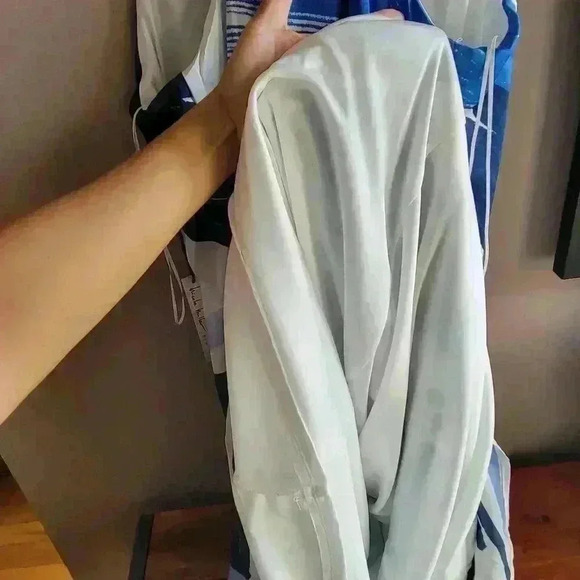 NICOLE MILLER Abstract Print Sleeveless Maxi Dress Size Medium SilkyBlue & White - Picture 9 of 10